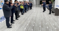 【市城市燃熱集團(tuán)富泰熱力】公司領(lǐng)導(dǎo)春節(jié)前夕走訪慰問(wèn)一線員工